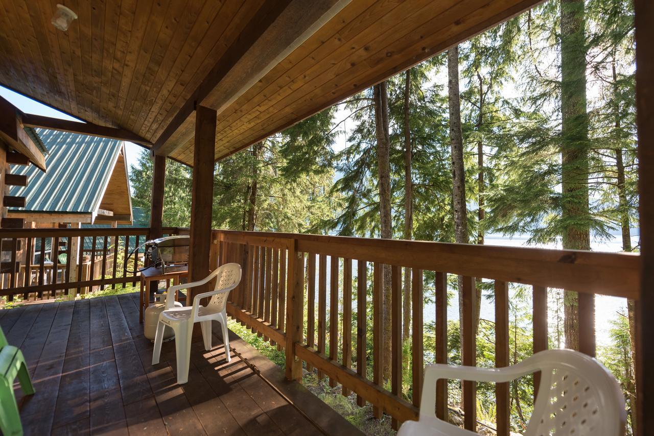 Homfray Lodge Desolation Sound Exterior photo