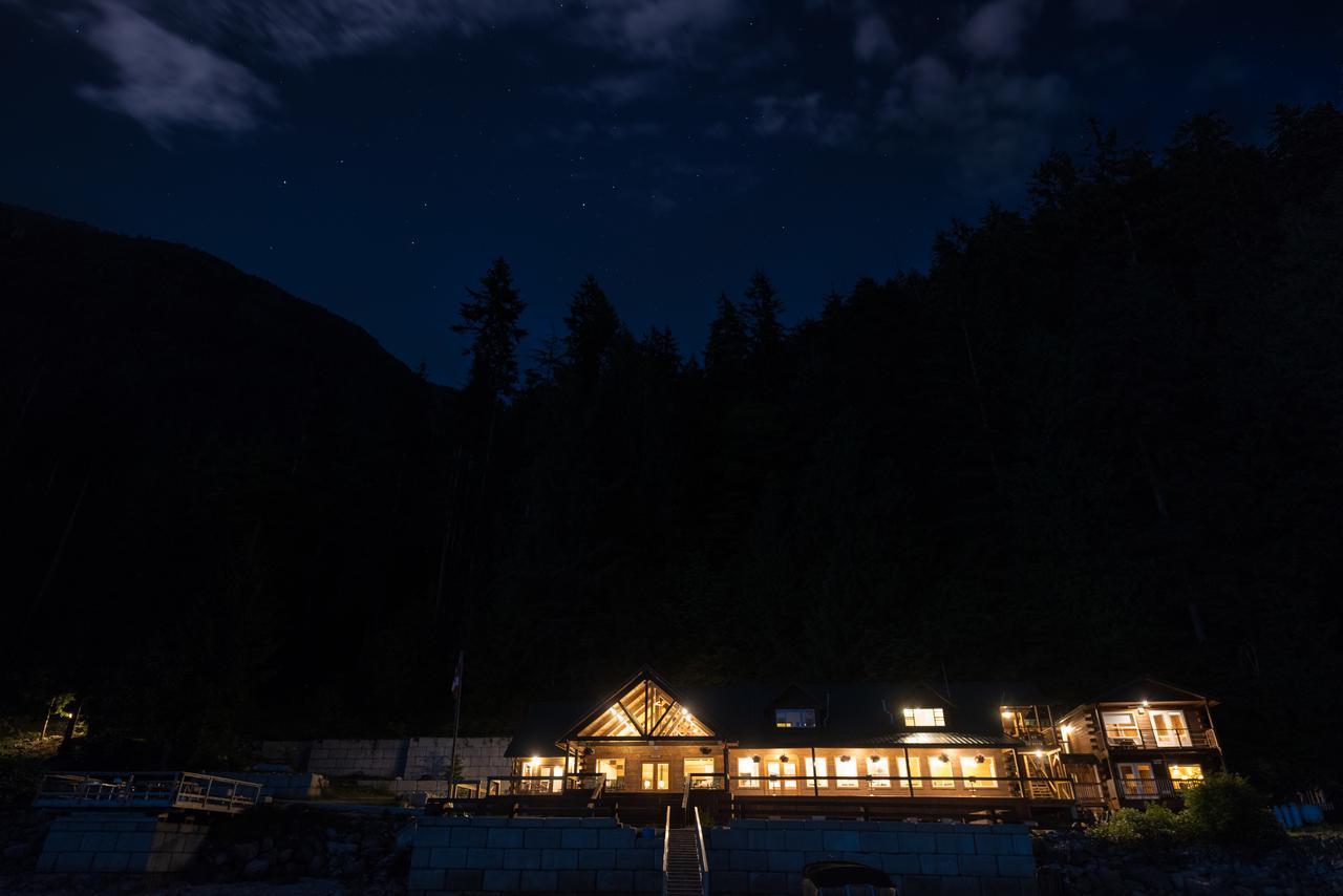 Homfray Lodge Desolation Sound Exterior photo